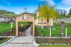 Biserica cu hramul: „Invierea Domnului”
