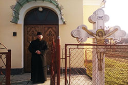 Biserica cu hramul: „Sfântul Ierarh Nicolae”